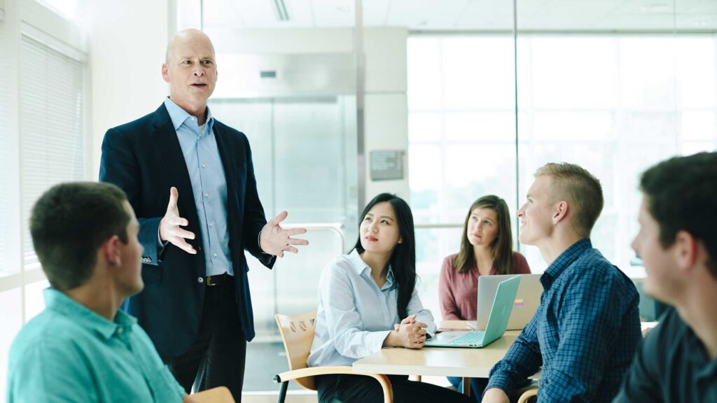 دراسة إدارة الأعمال في تركيا Study Business Administration in Turkey